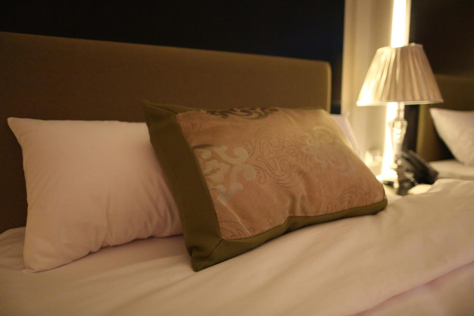 Palestine Plaza Hotel Ramallah Rum bild